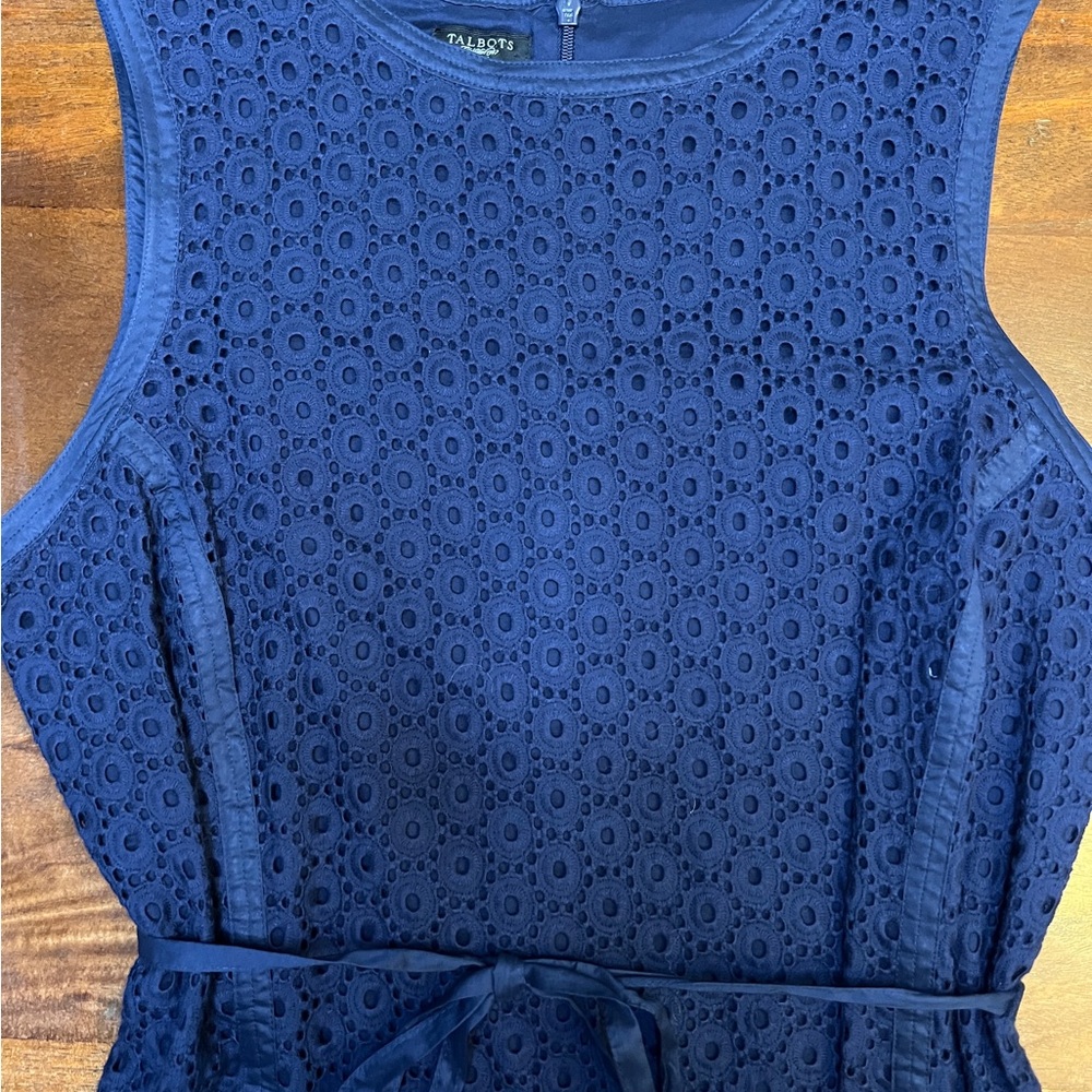 Talbots Womens Dress Sz 12P Navy Blue Eyelet Sleeveless Fit And Flare Belt - Picture 3 of 8